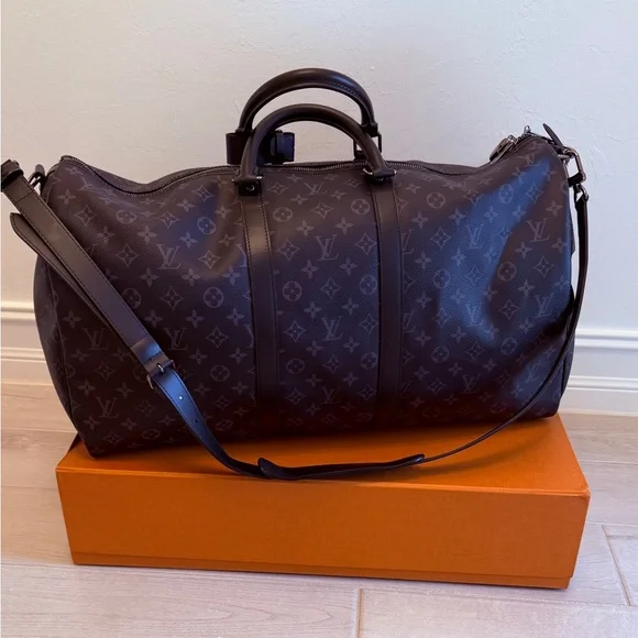 Louis Vuitton BLACK Monogram Men's Bag - Picture 2 of 11